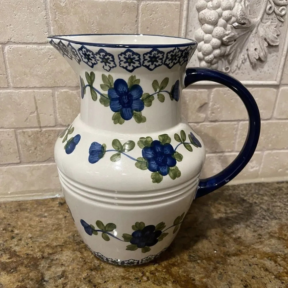 Tabletops Gallery Pitcher 8.5 Inch‎ Nicolette White Blue Flowers Ceramic